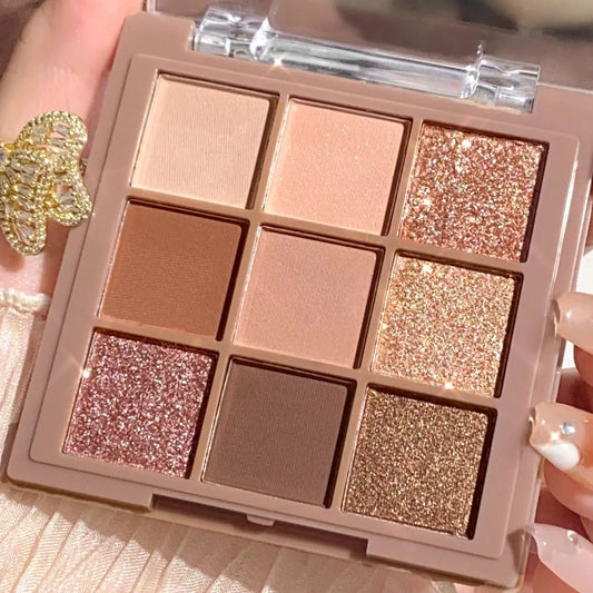 9 Colors Sakura Christmas Eyeshadow Palette